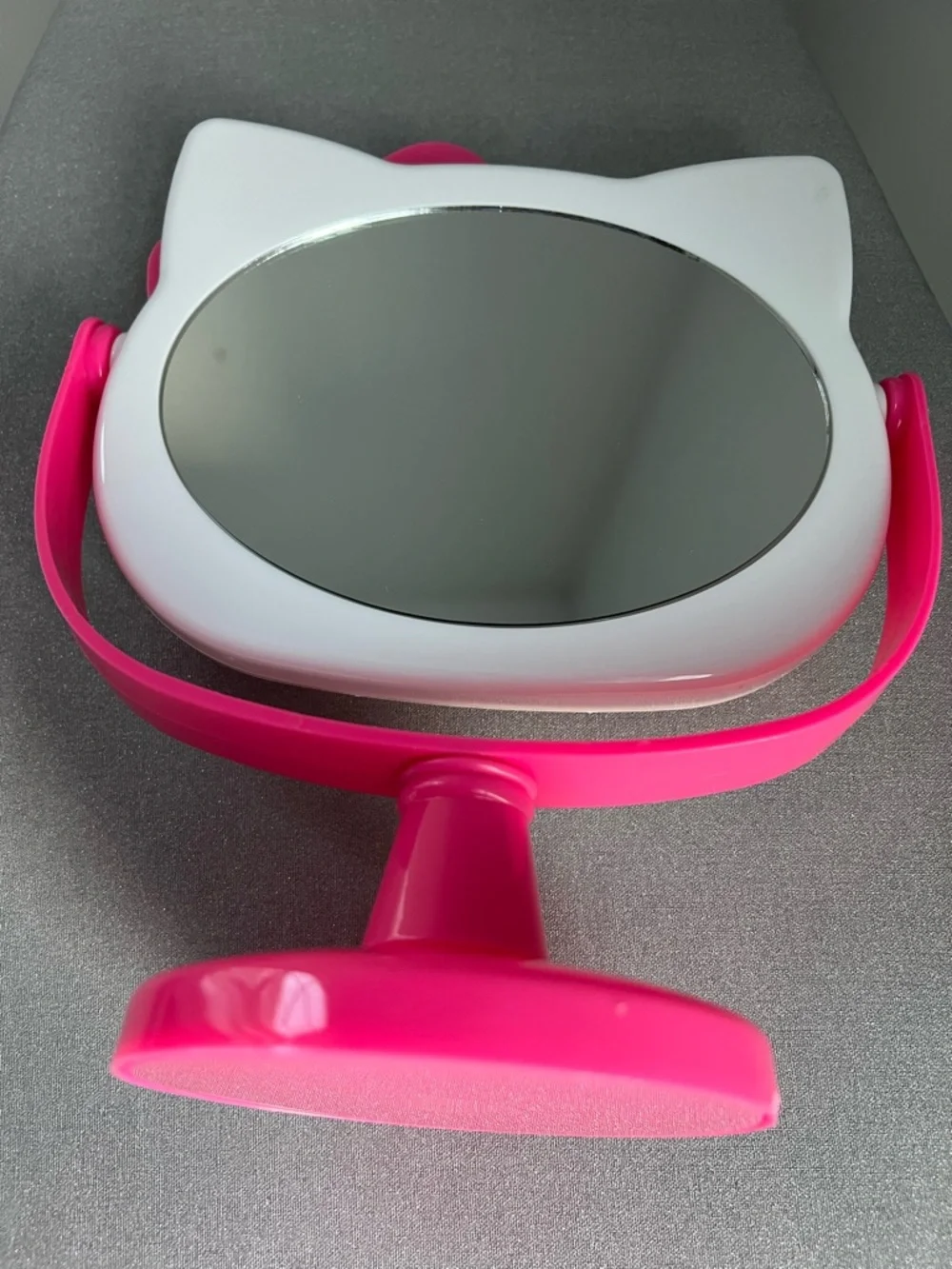 Sanrio | Hello Kitty White Face with Hot Pink Bow Mirror
